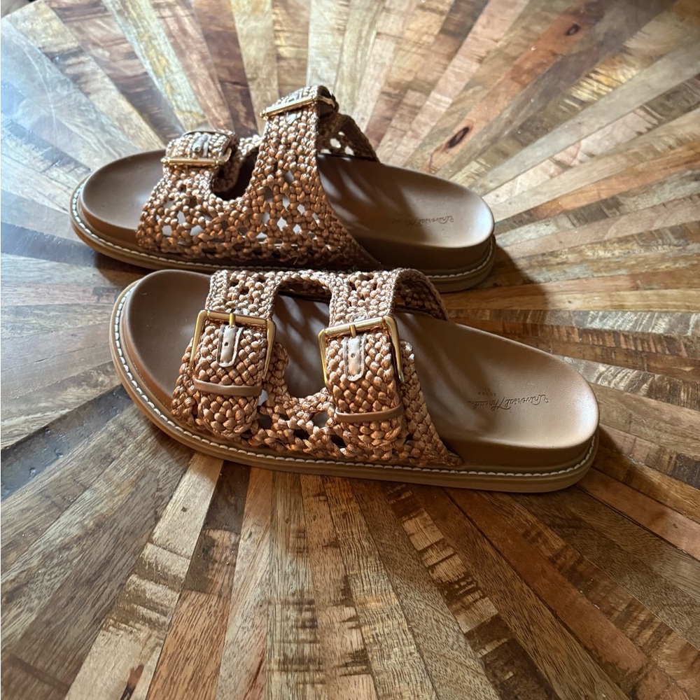 Universal Thread Tan Woven Sandals